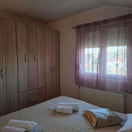 Ivica-2db,parking,klima,wifi Apartment