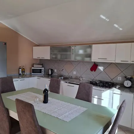Ivica-2db,parking,klima,wifi Apartment Zadar